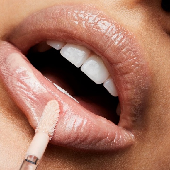 LAST ONE!💄HP!💄MAC Lipglass C-Thru - Picture 4 of 11